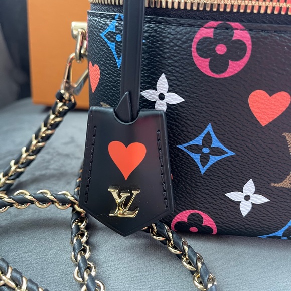 Louis Vuitton Vanity PM ❤️♠️Game On Collection♣️♥️ - Picture 3 of 10
